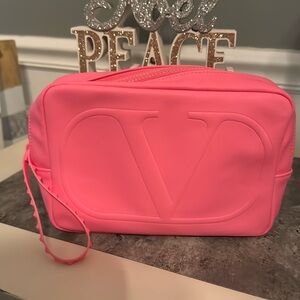 NWOT Valentino Pink Beaute Bag